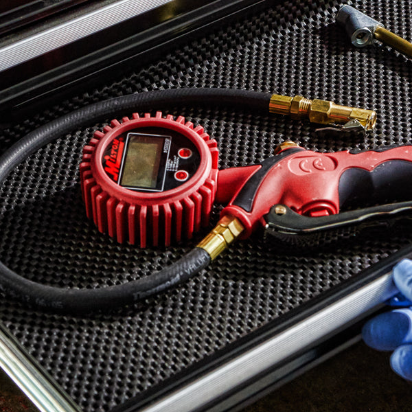 Milton Heavy-Duty Digital Tire Inflator and Air Pressure Gauge, Clip-on ...