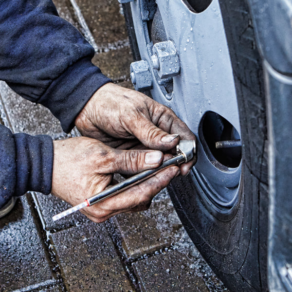 Milton® Industries Dual Head Air Chuck Truck Tire Service Gauge